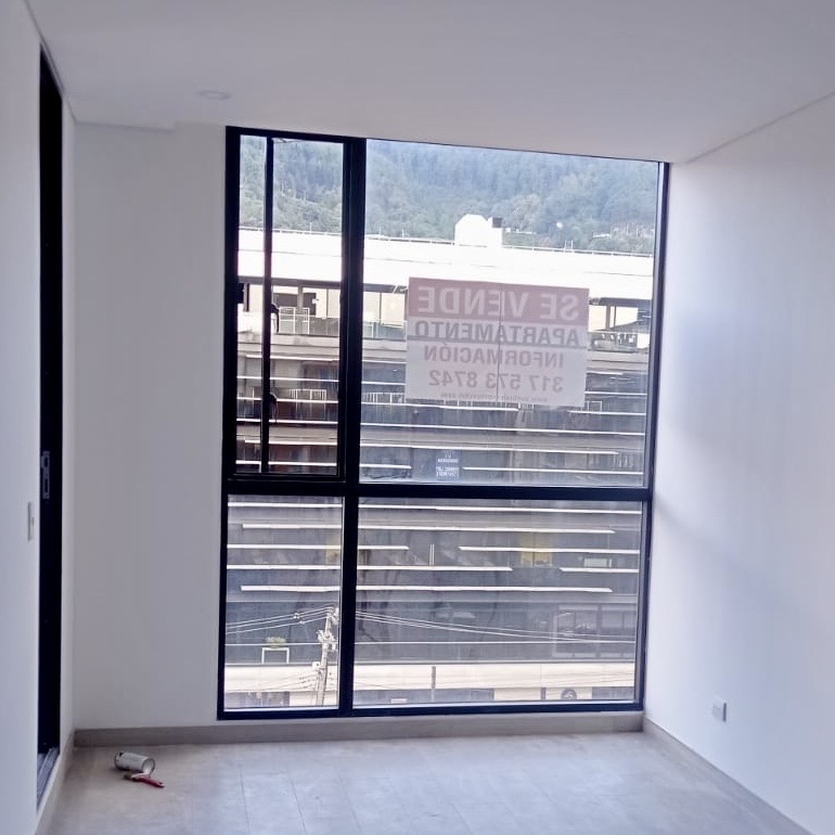 gallery grid image